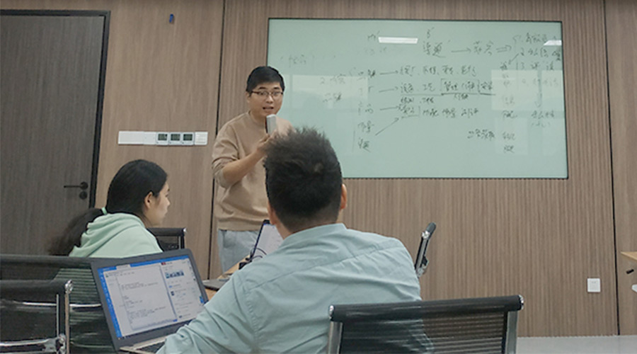 金環(huán)電器開(kāi)展抖音短視頻制作專(zhuān)題培訓學(xué)習