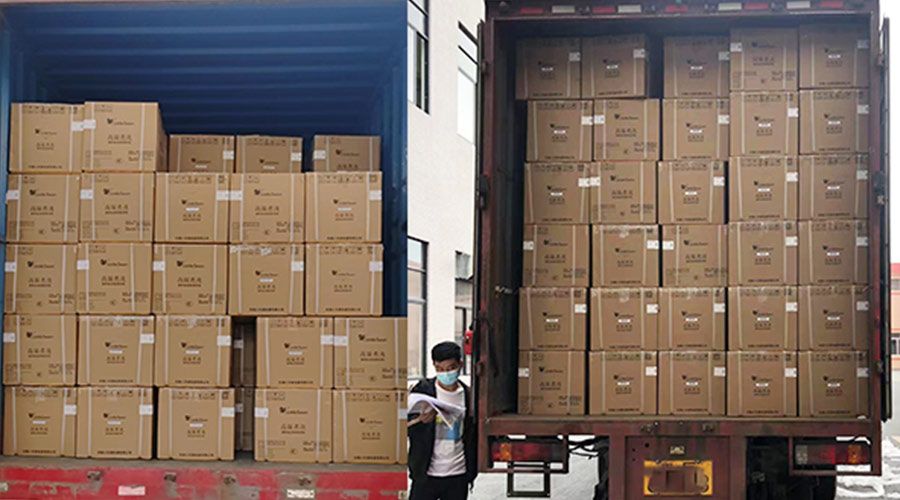 集裝箱裝柜進(jìn)行時(shí)！金環(huán)電器客戶(hù)迷你洗衣機順利發(fā)貨！