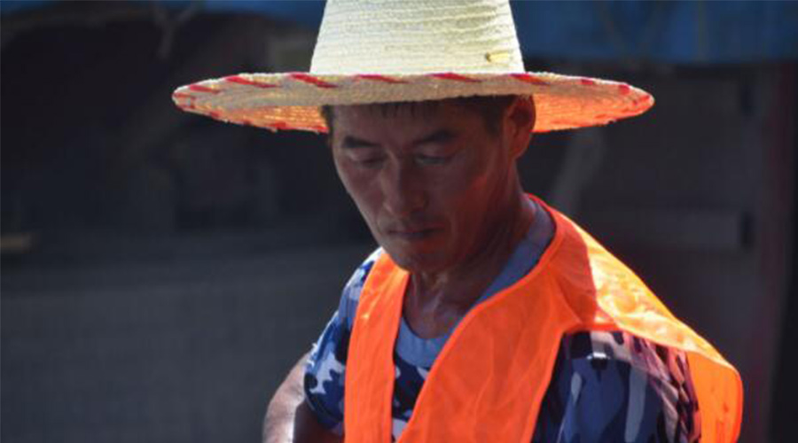 堅守的魅力！金環(huán)電器致敬每一位炎炎夏日下的勞動(dòng)者！