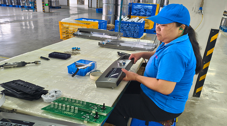 品質(zhì)源于嚴苛測試，金環(huán)電器的實(shí)驗室保障